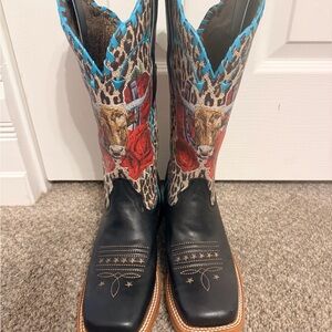 Ariat Brown Leather Boots with Embroidered Accents